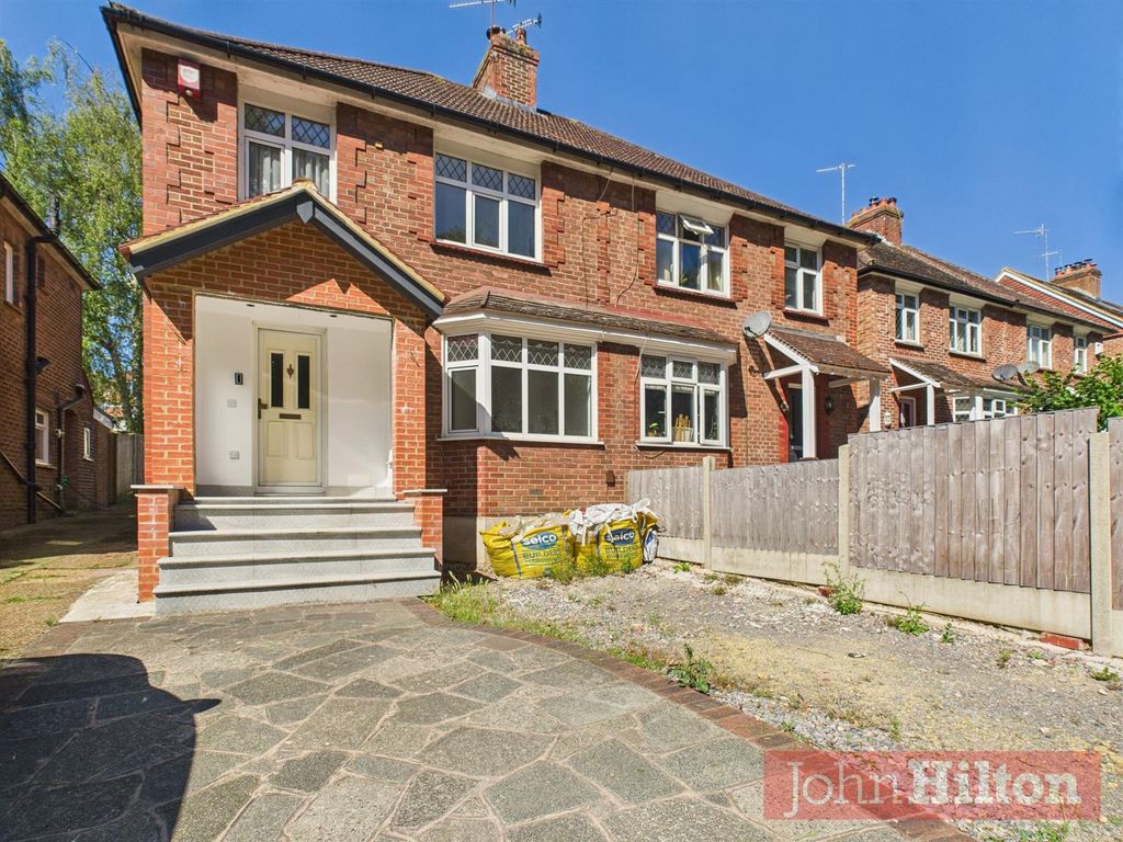 Property photo 1 of 16 Cam02534G0-Pr0535-Still019.Jpg
