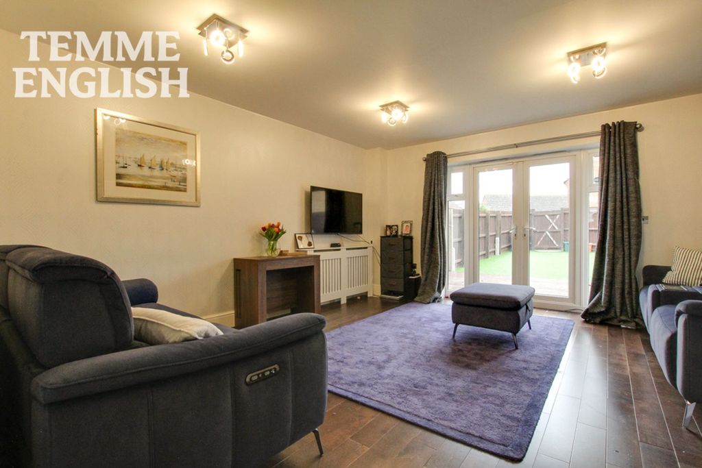 Property photo 3 of 16