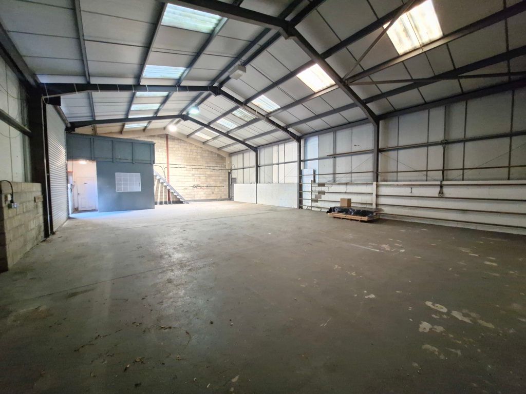 Property photo 3 of 3 Photo 6