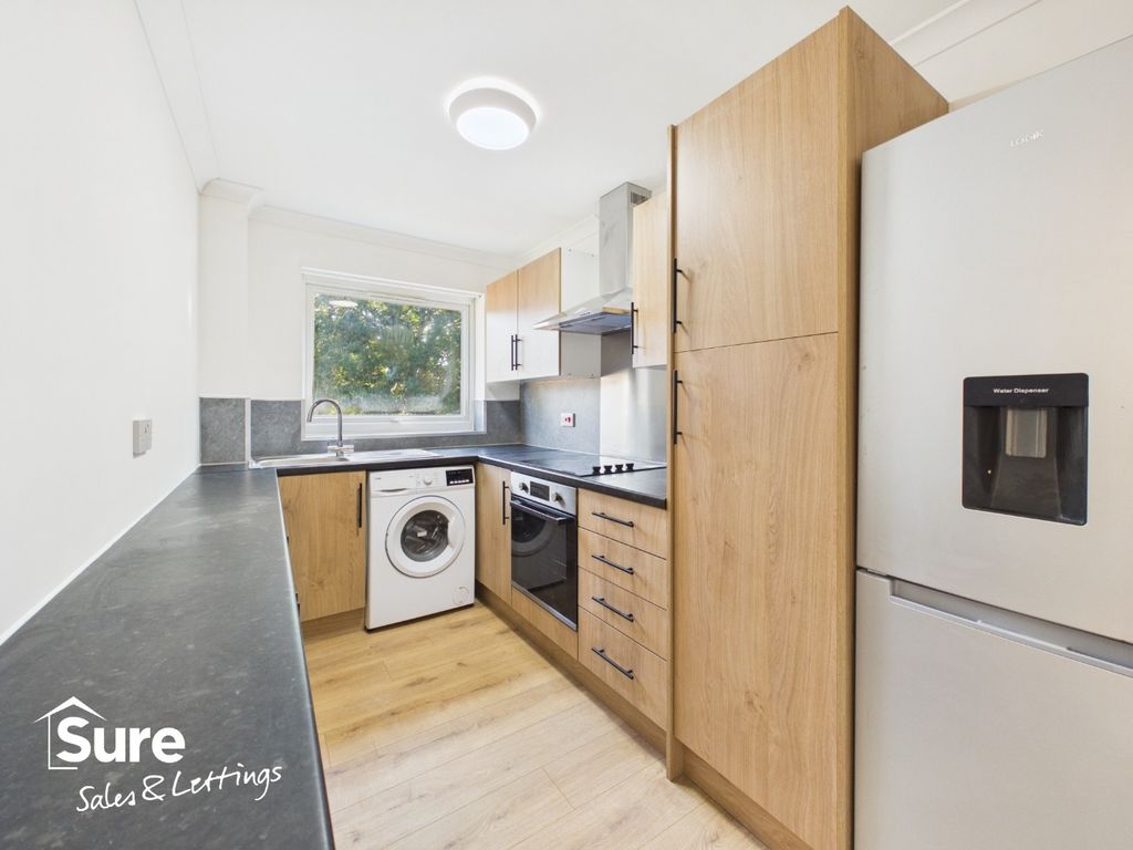 Property photo 2 of 14 5418243