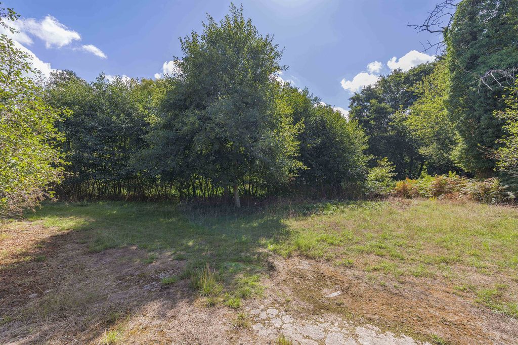 Property photo 3 of 18