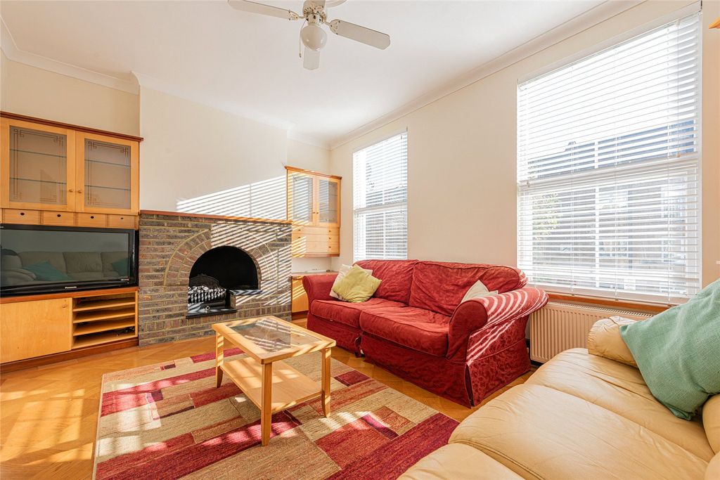 Property photo 2 of 13 Picture No. 04