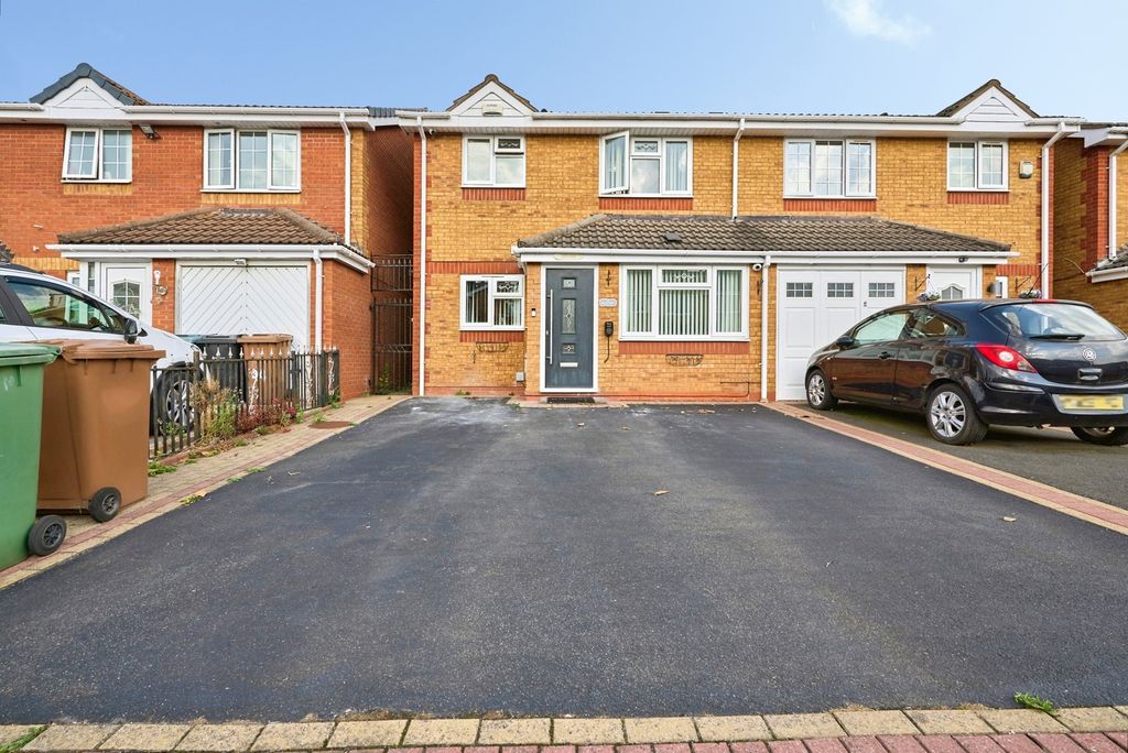 Property photo 1 of 20 Pbox-Img.Jpg