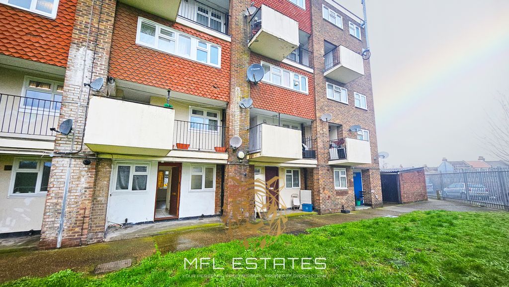 Property photo 2 of 9 Gallery