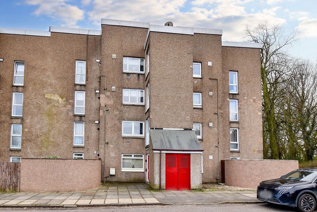 Property photo 1 of 11 Exterior