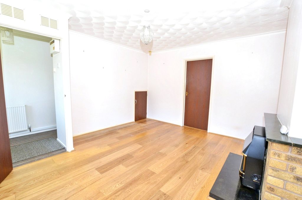 Property photo 2 of 12 Picture No. 04
