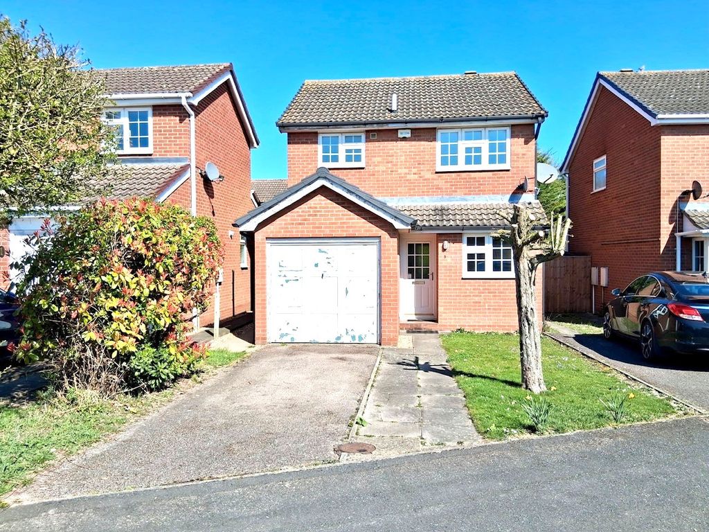 Property photo 1 of 10 Front