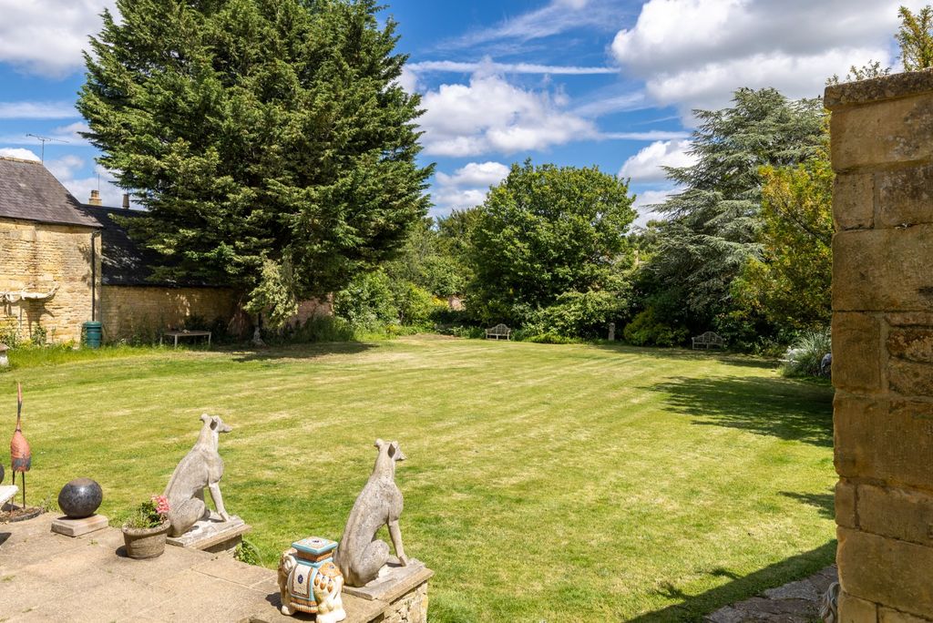 Property photo 3 of 17 Picture No. 04