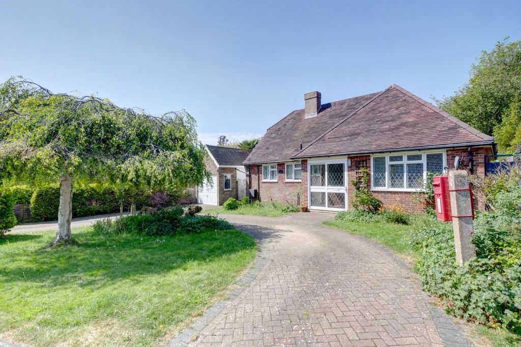 Property photo 1 of 31