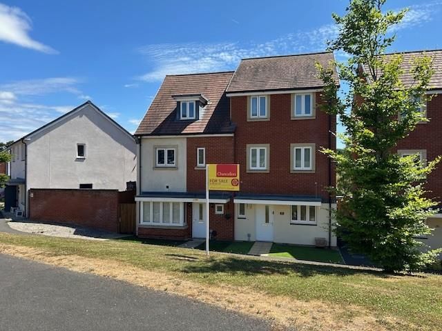 Property photo 1 of 10 External View