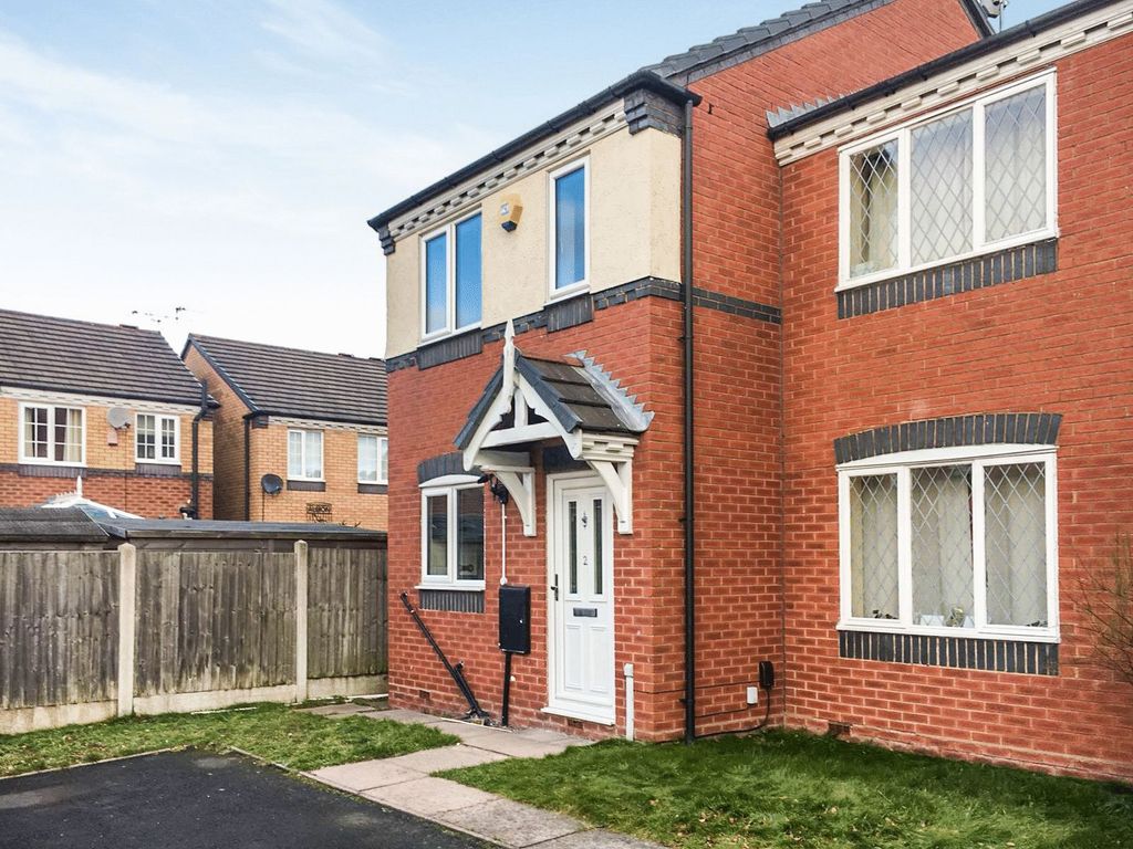 Property photo 1 of 5 2 Bedroom House For Rent