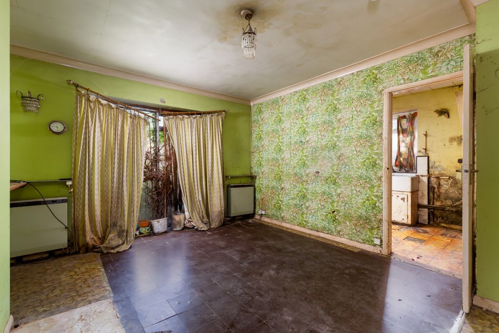 Property photo 2 of 9 Picture No. 06