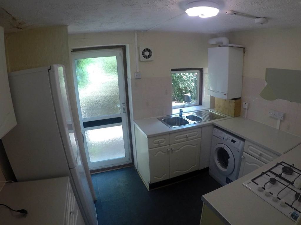 Property photo 2 of 11 Gopr0624