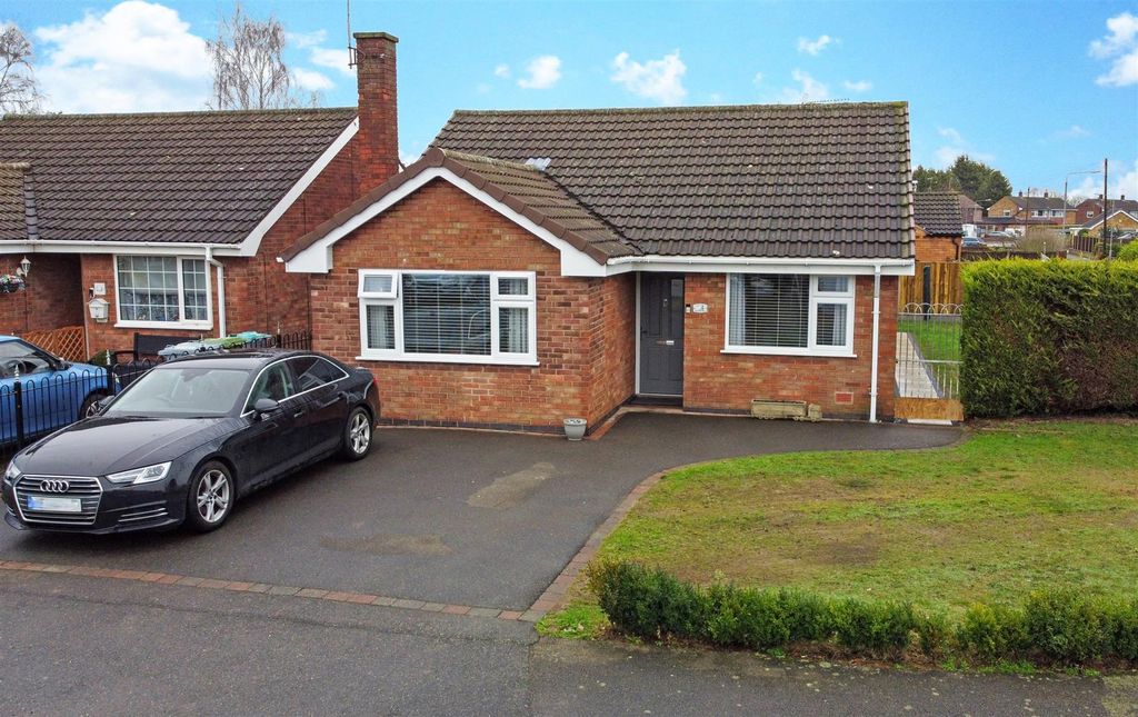 Property photo 1 of 22 Elevated Front Aspect 371