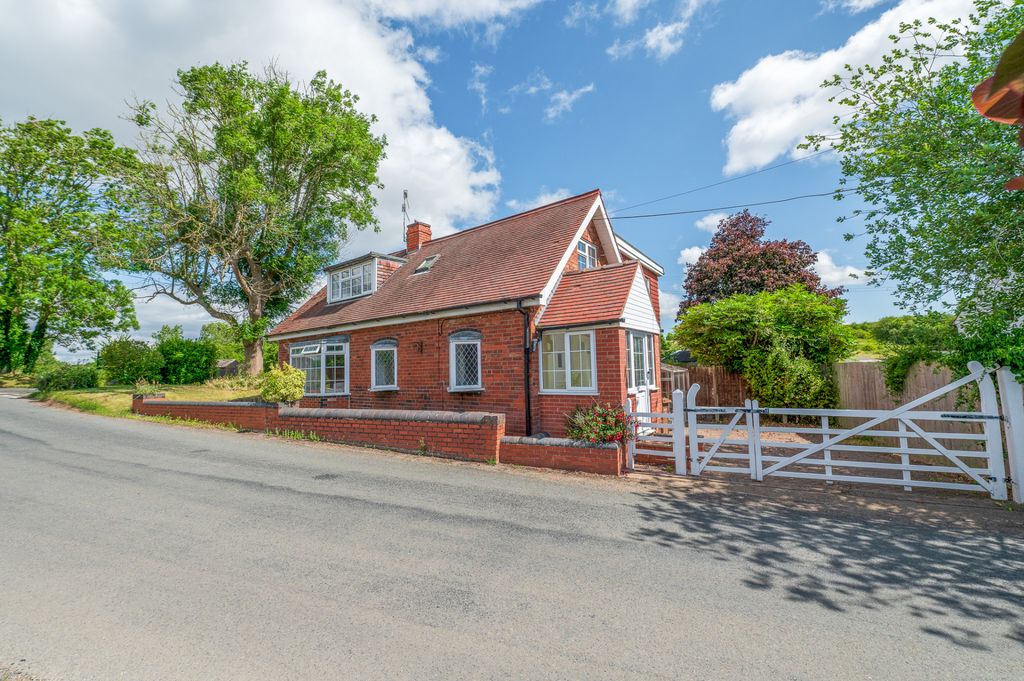 Property photo 1 of 25