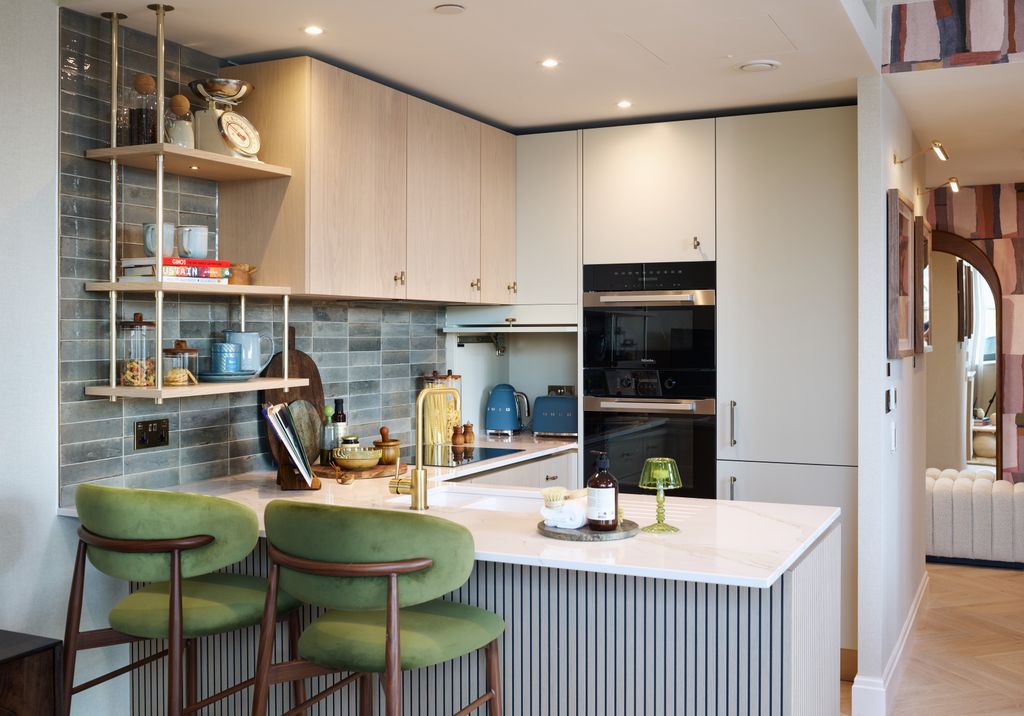 Property photo 3 of 15 Kitchen