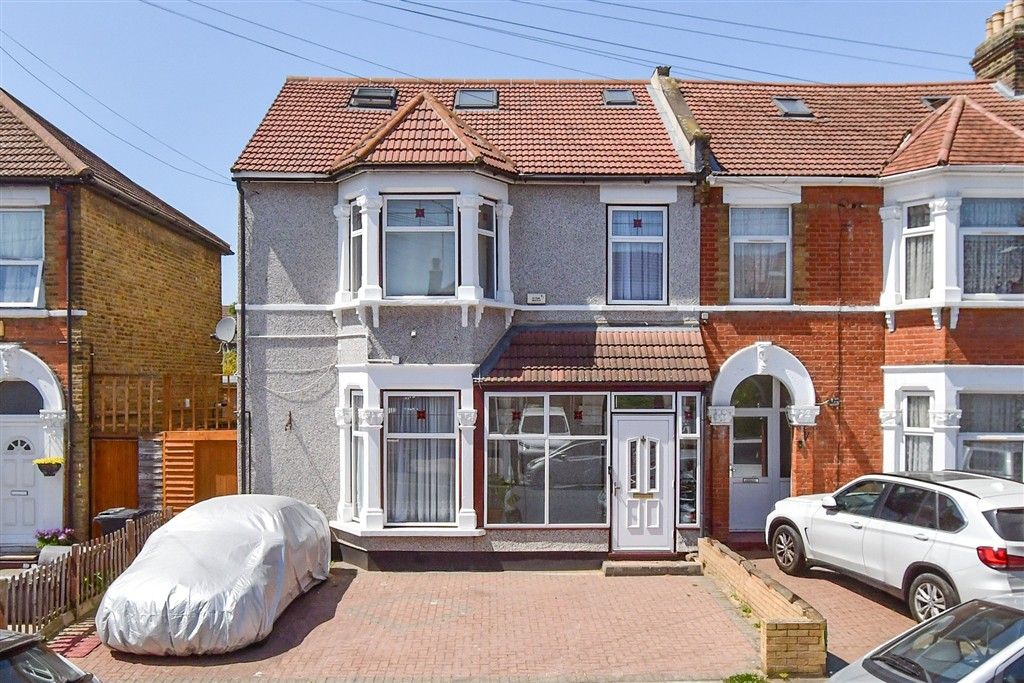 Property photo 1 of 18 External (Web) B