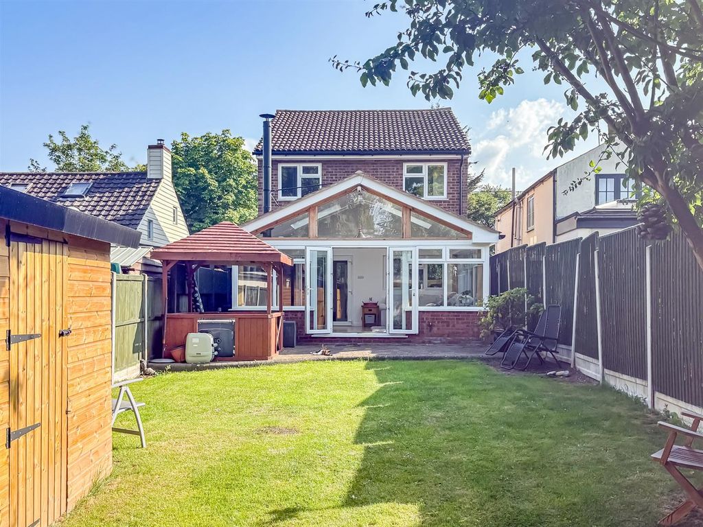 Property photo 3 of 23