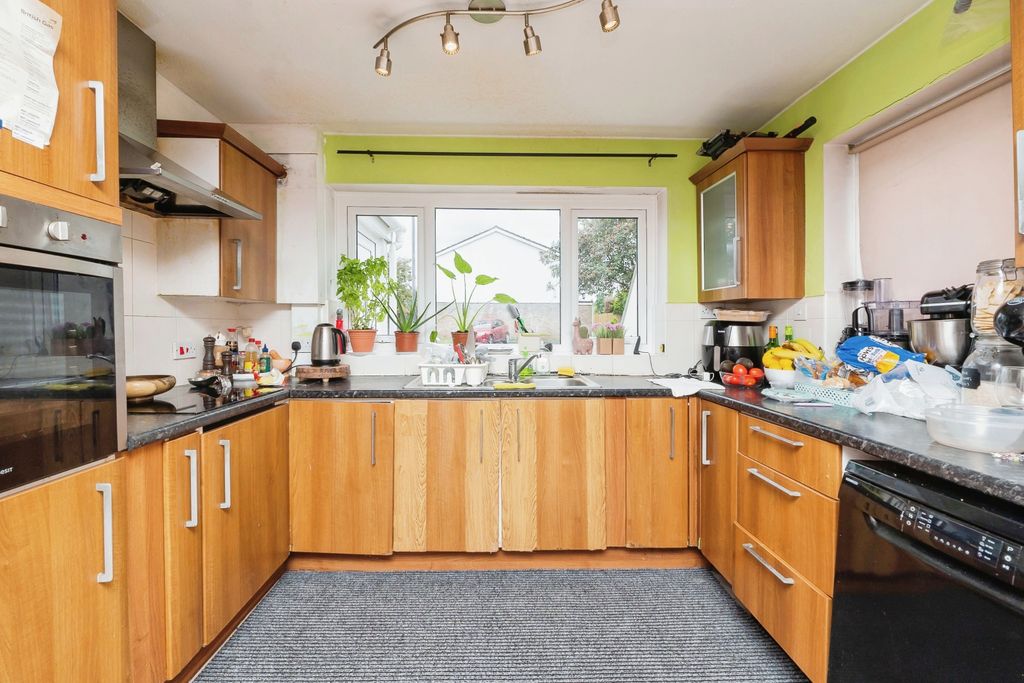 Property photo 2 of 17 Photography