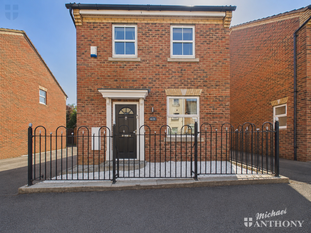 Property photo 1 of 13 dc5F9855-c773-4297-96B2-41Ad01B70473