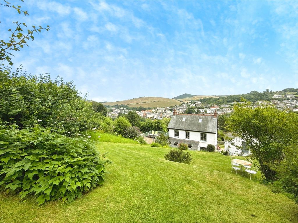 Property photo 2 of 27 Picture No. 42