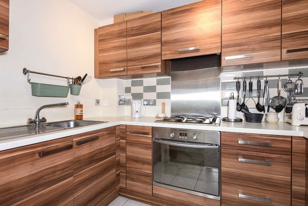 Property photo 2 of 4