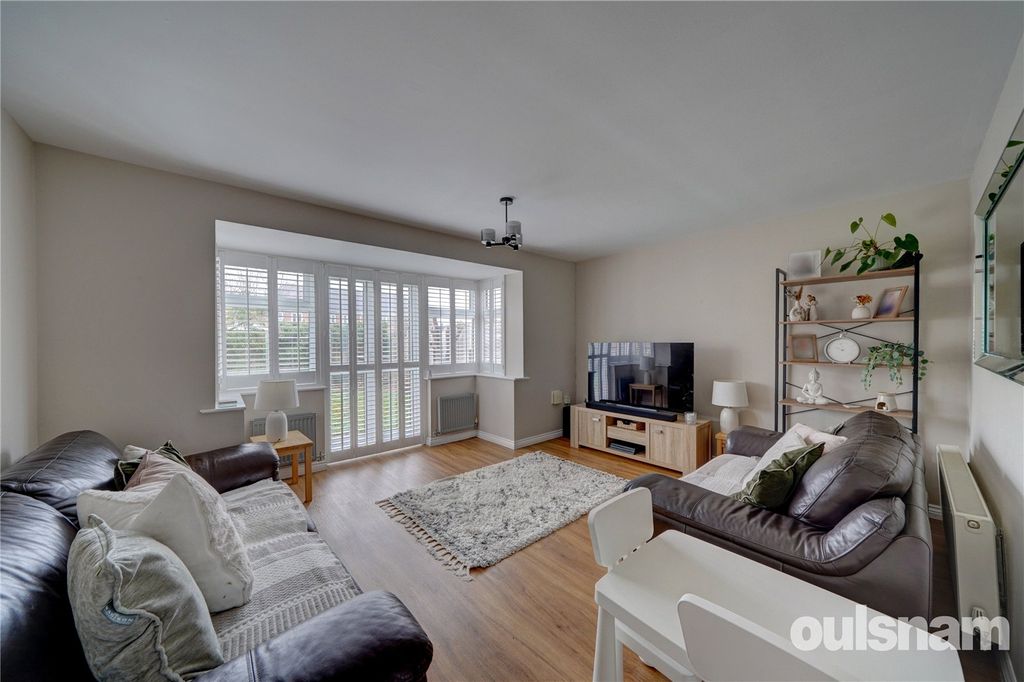 Property photo 2 of 19 Picture No. 15