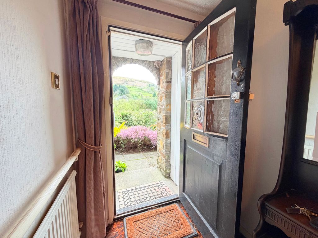 Property photo 3 of 50