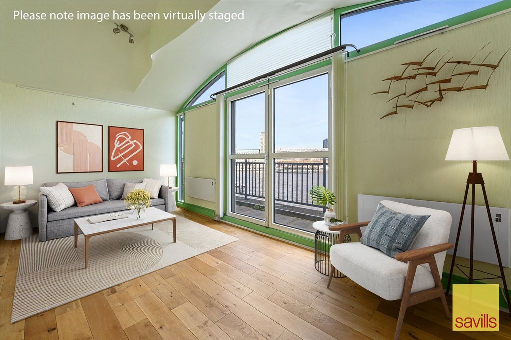 Property photo 1 of 19 Reception