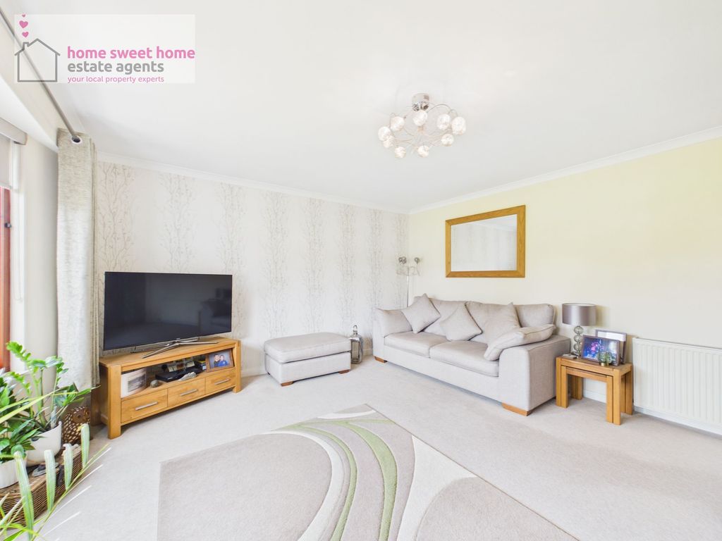 Property photo 3 of 49