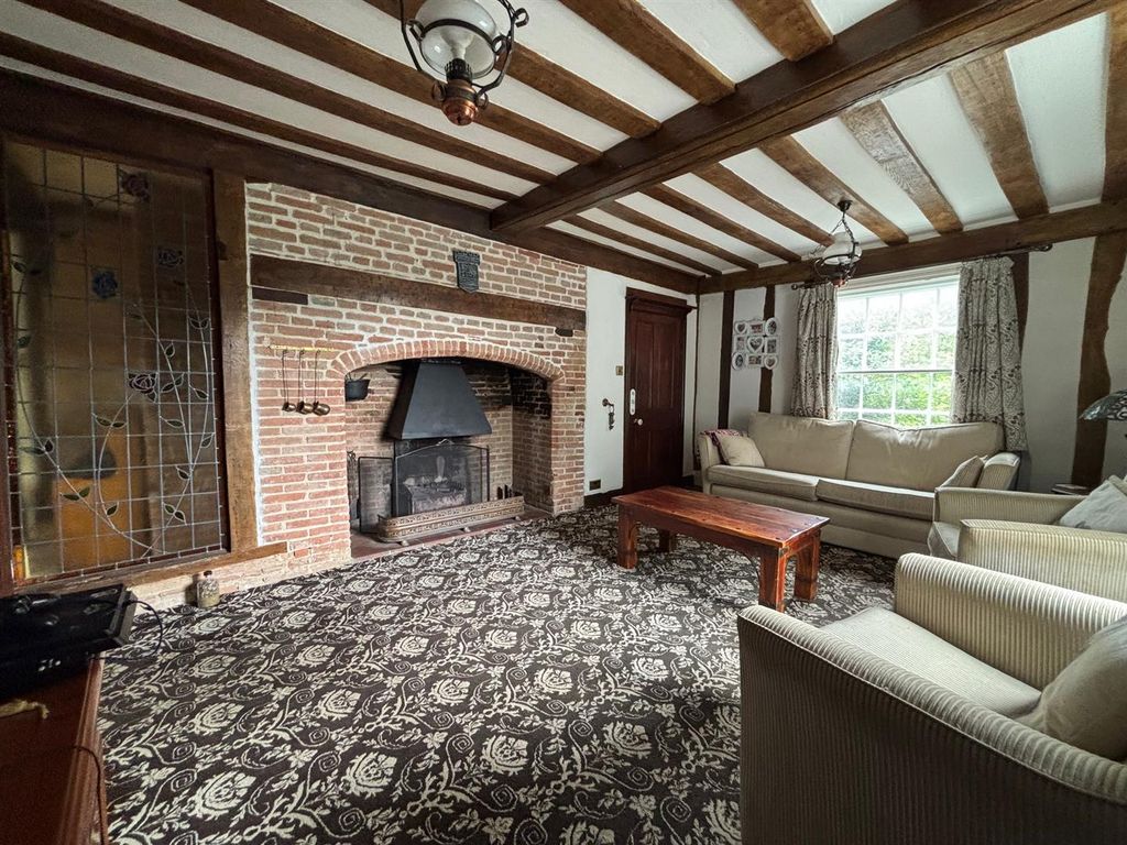 Property photo 3 of 16 3