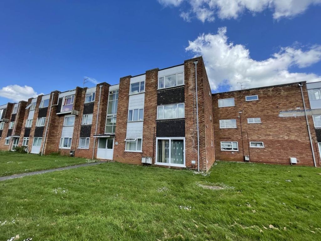 Property photo 1 of 10 Front