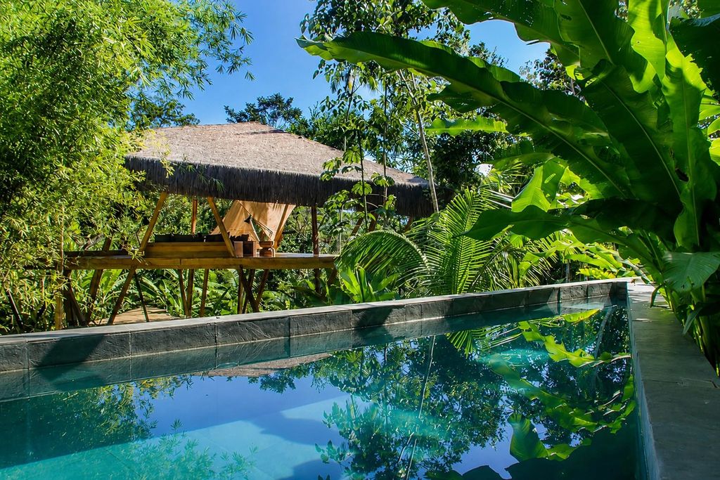 Property photo 1 of 33 Bah197 - Architectural Villa In The Atlantic Forest Of Itacaré