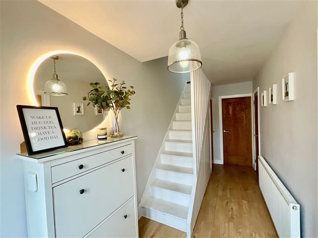 Property photo 2 of 21 Entrance Hallway