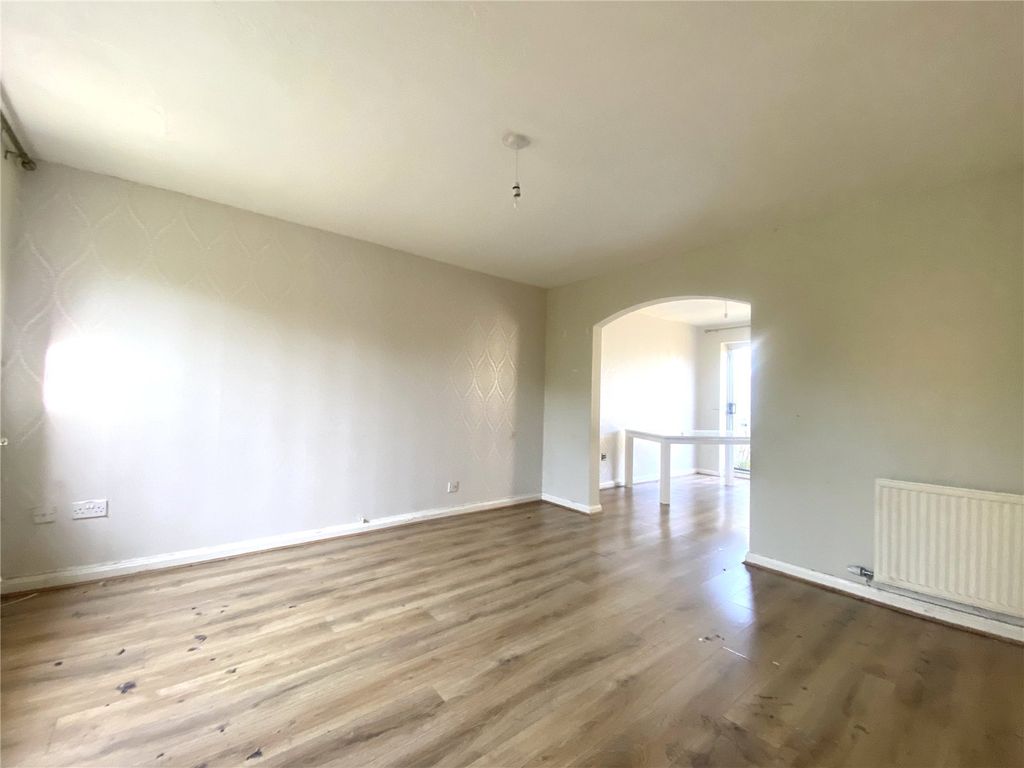 Property photo 2 of 13 Picture No. 05