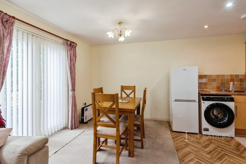 Property photo 3 of 18 Pbox-Img.Jpg