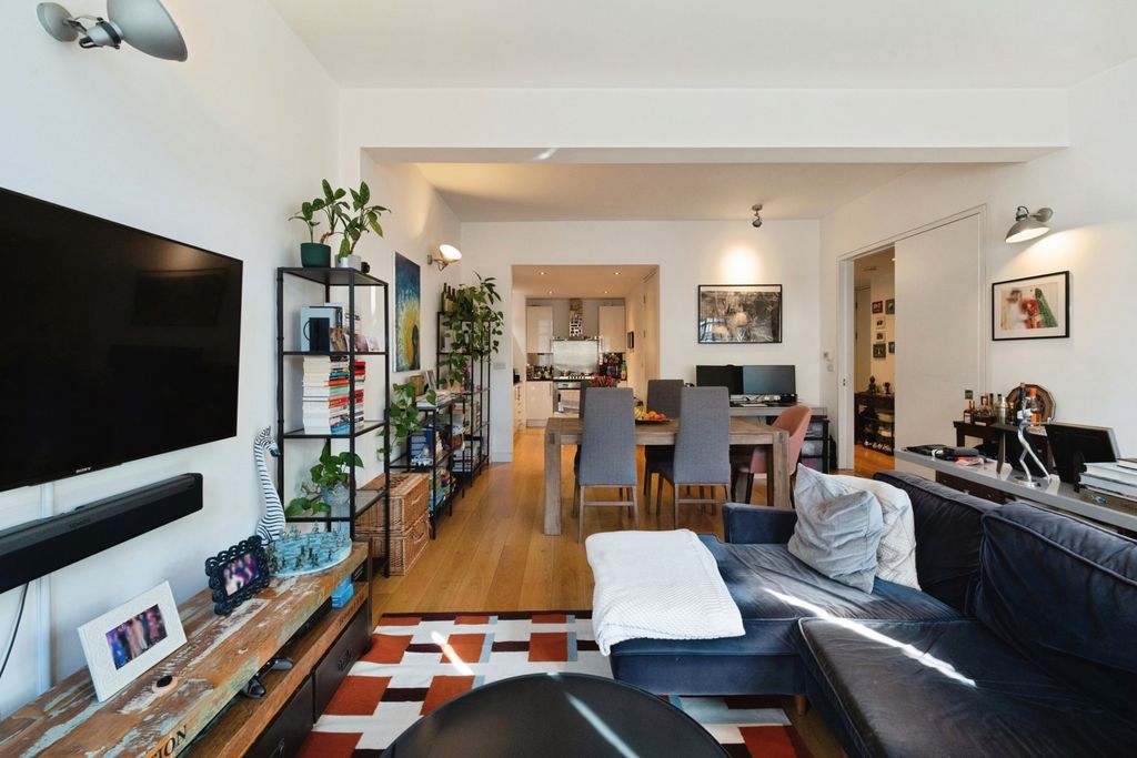 Property photo 1 of 20 Pbox-Img.Jpg