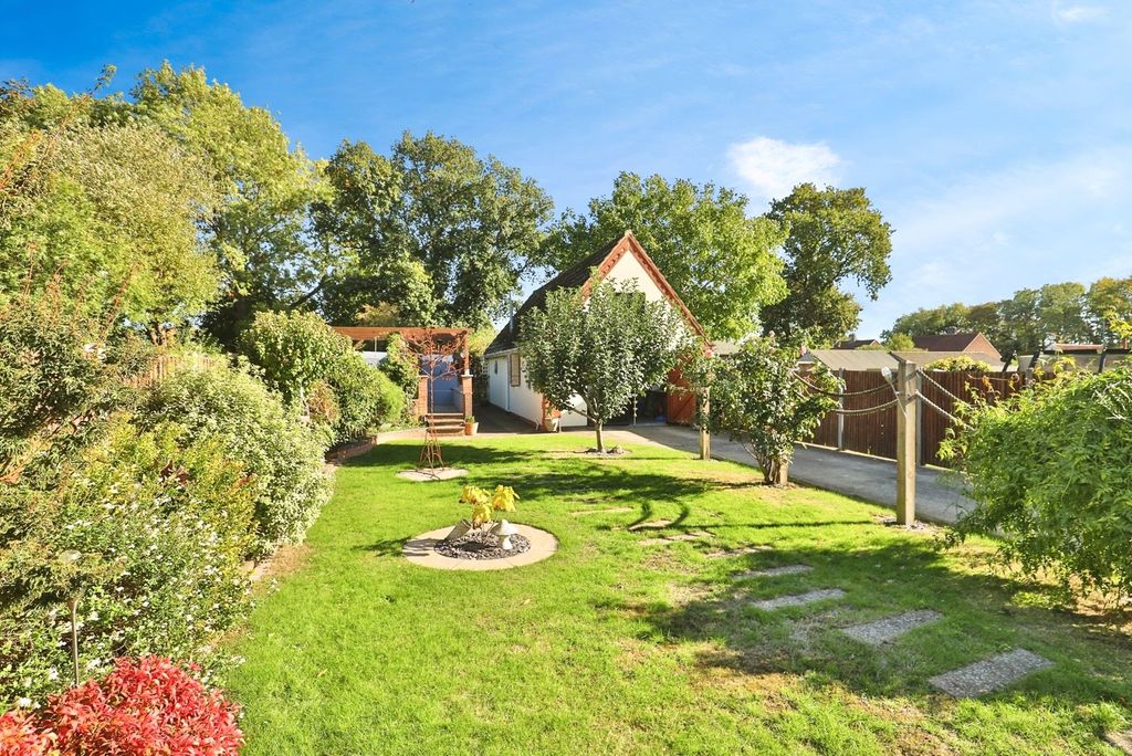 Property photo 1 of 18 Photo