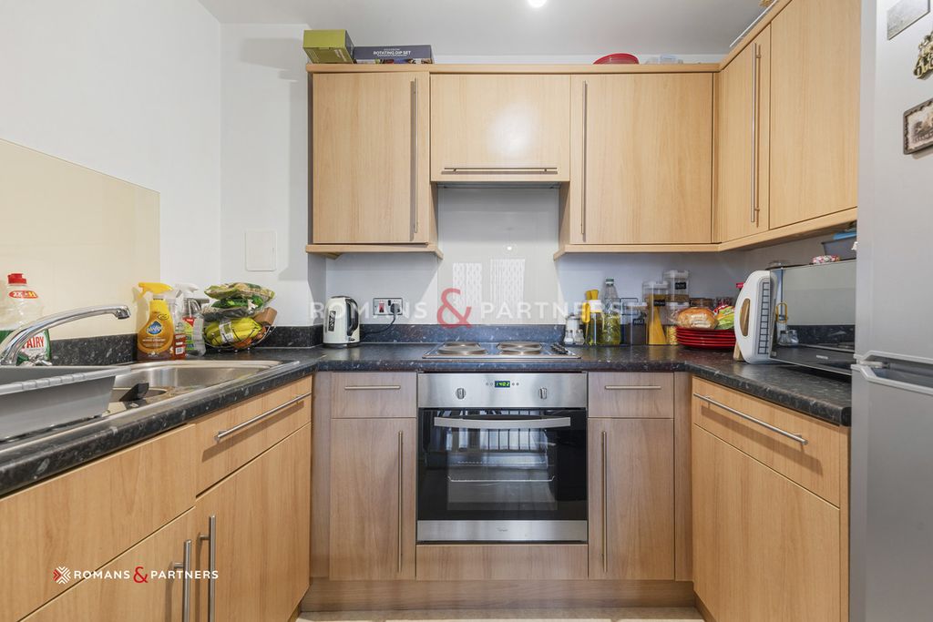 Property photo 3 of 6