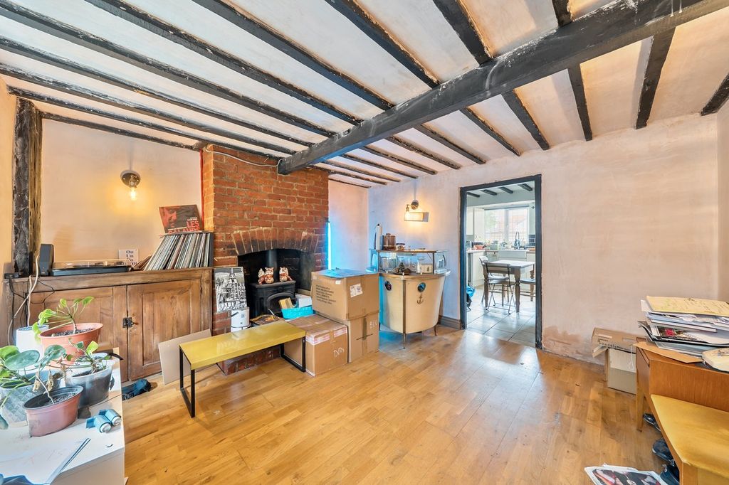 Property photo 3 of 13