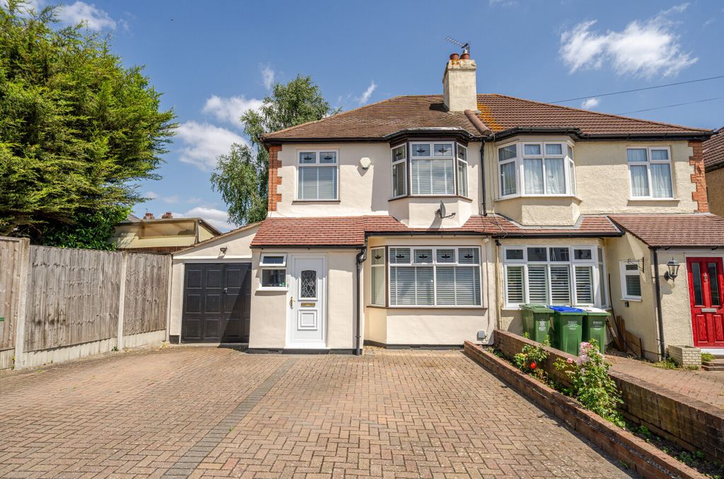 Property photo 1 of 14 Front2