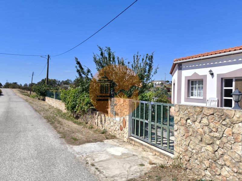 Property photo 2 of 62
