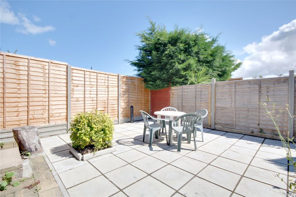 Property photo 3 of 13 Picture No. 11