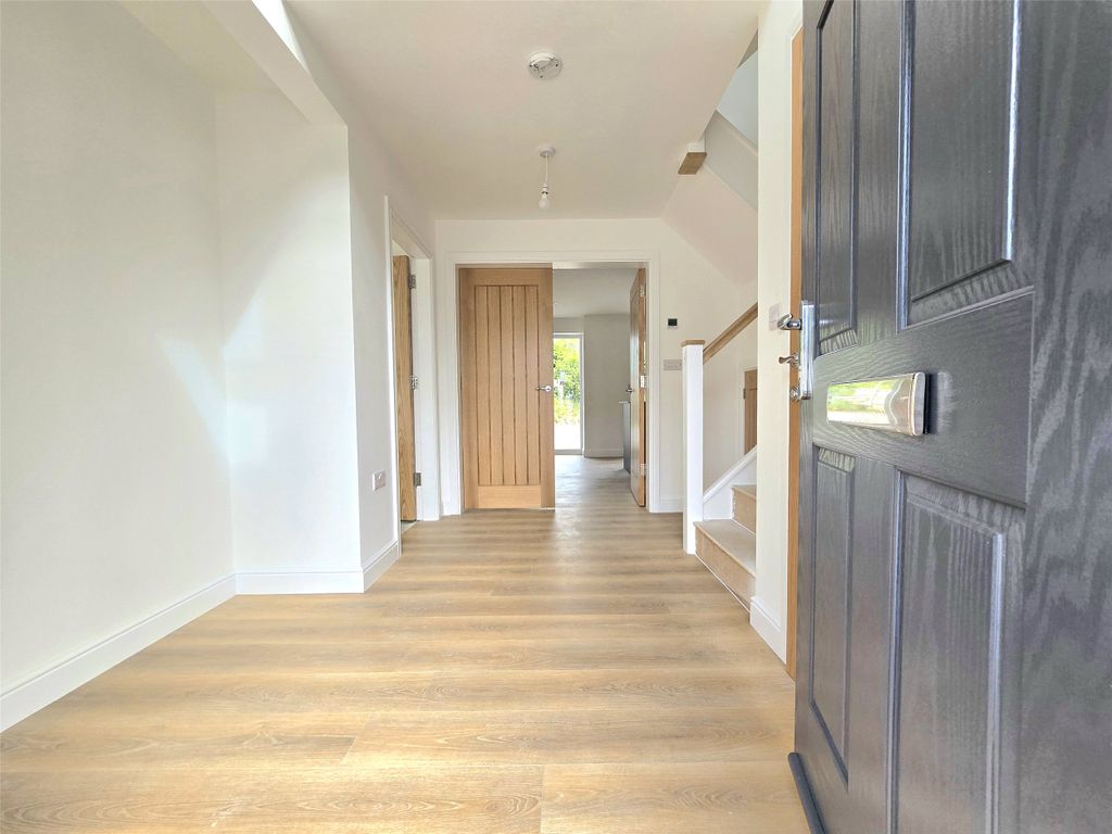 Property photo 2 of 23 2 - Entrance Hall