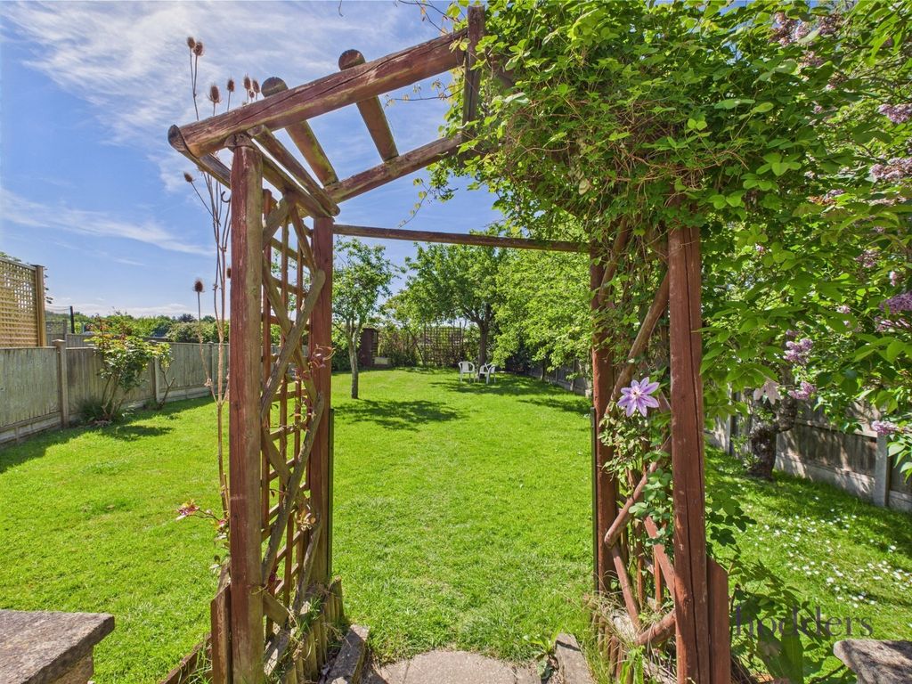 Property photo 3 of 11 Picture No. 11