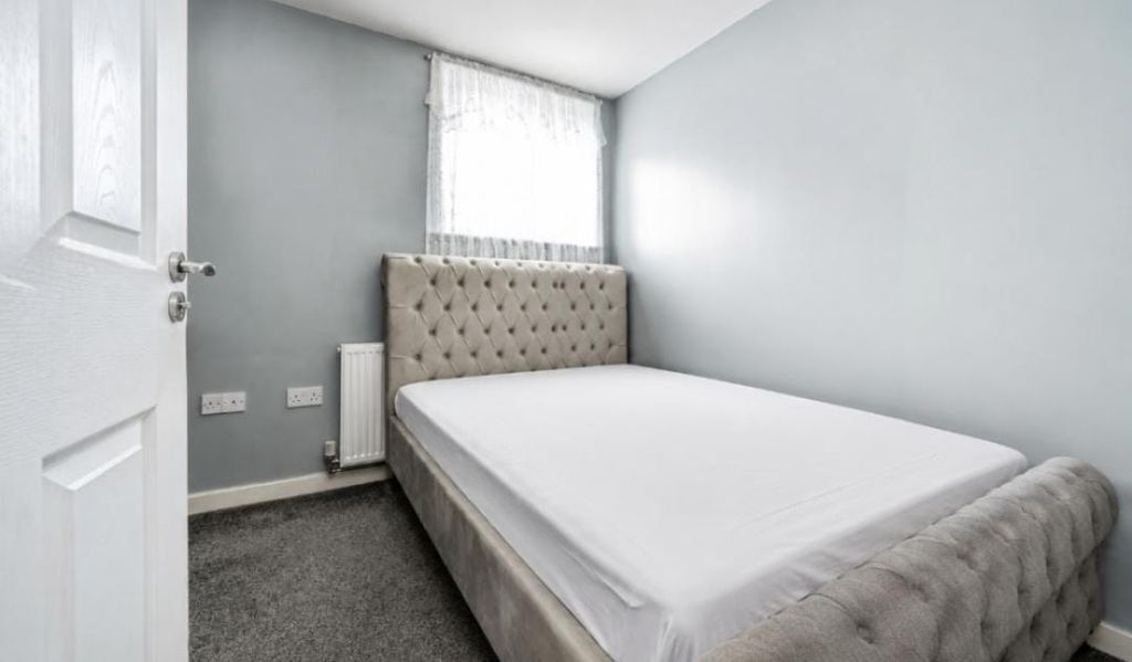 Property photo 1 of 1