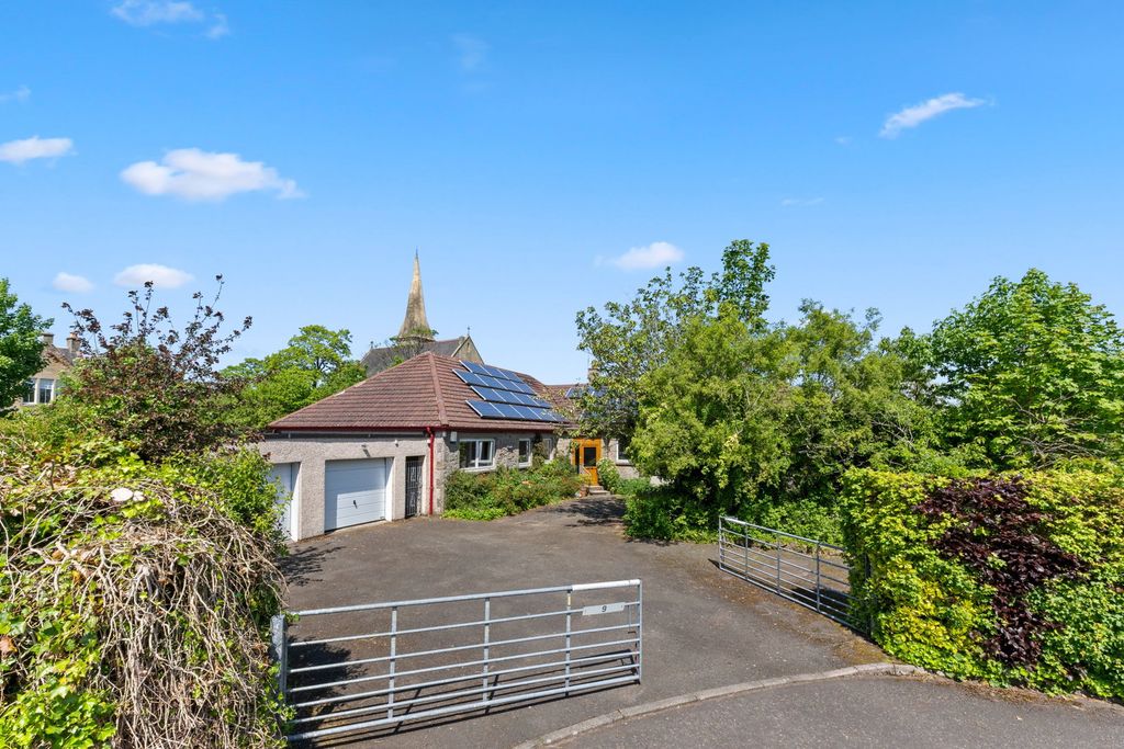 Property photo 1 of 63