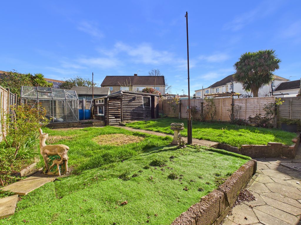 Property photo 2 of 11 Gallery