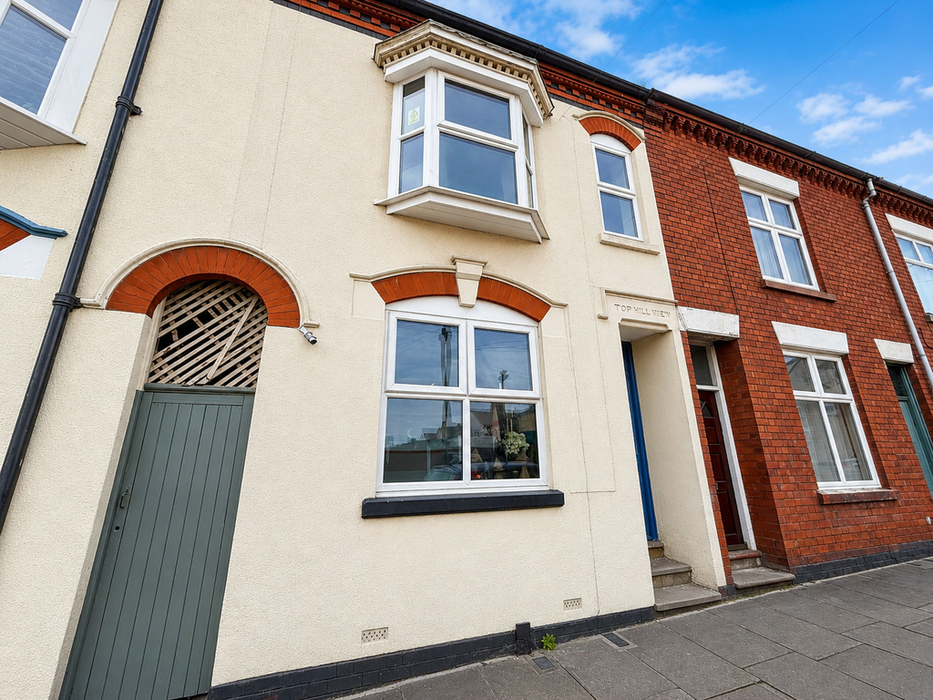 Property photo 1 of 7