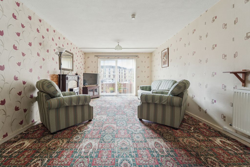 Property photo 3 of 21 3